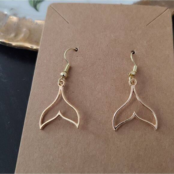 New Handcrafted Mermaid Tail Dangle Earrings on 14K Gold Plated Hooks - Picture 1 of 1
